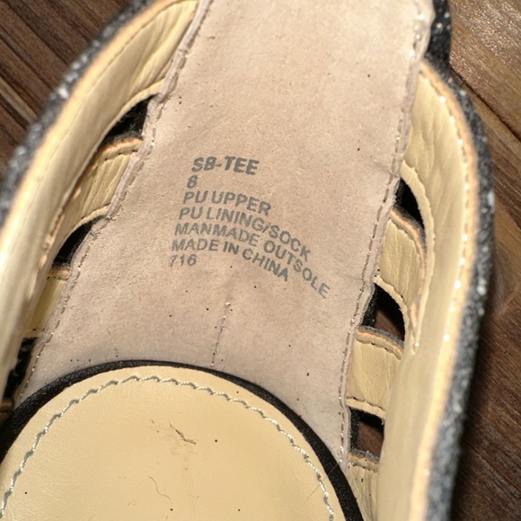 Betsey Johnson Dressy Heels - Picture 4 of 8